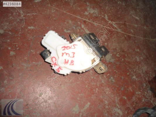 MAZDA 3 2015 ÇIKMA BAGAJ KAPAĞI KİLİDİ