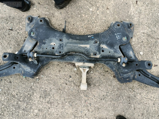 HYUNDAİ ACCENT BLUE ÖN TRAVERS ÜÇEL OTO ÇIKMA BURSA