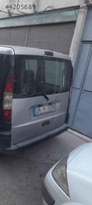 Fiat Doblo 2005 model arka bagaj kapağı