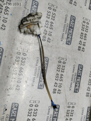 ÇIKMA FİAT FİORİNO SAĞ ÖN KAPI KİLİDİ