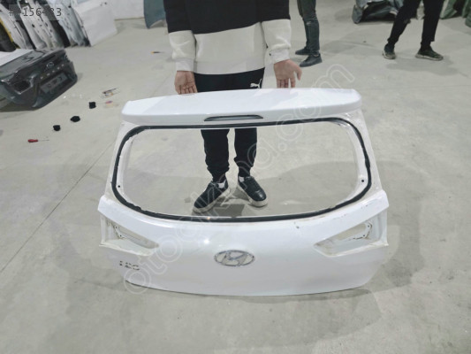 2014/2019 HYUNDAİ İ20 BEYAZ BAGAJ KAPAĞI ORJINAL BOYASIZ