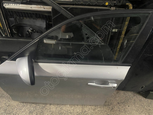BMW 1 Serisi E87 2007 Ön Sağ/Sol Kapı Orjinal Çıkma