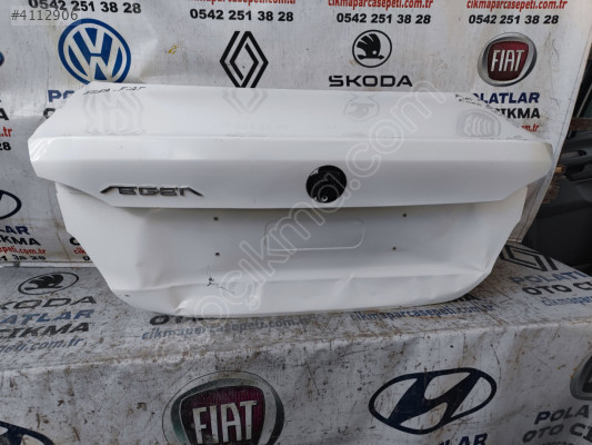Fiat Egea bagaj kapağı
