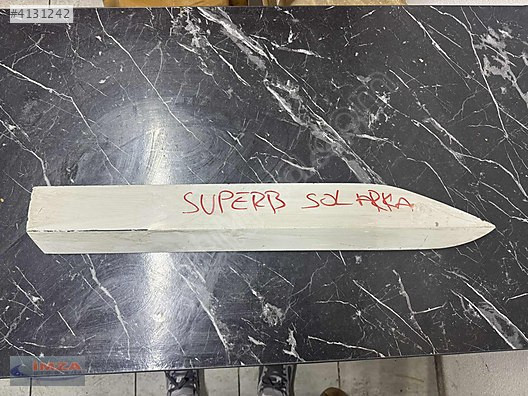 3V0854949 SKODA SÜPERB SOL ARKA KAPI BANDI ORİJİNAL ÇIKMA