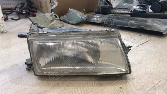 Opel vectra a kasa sağ far