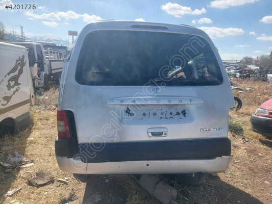 PEUGEOT PARTNER TEK ARKA BAGAJ KAPAĞI