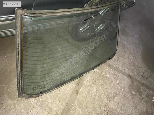 MERCEDES W124 ORJİNAL SEKURİT ARKA CAM YILDIZLI KUSURSUZ