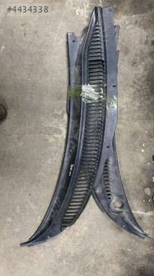 Chrysler 300m cam önü ızgarası