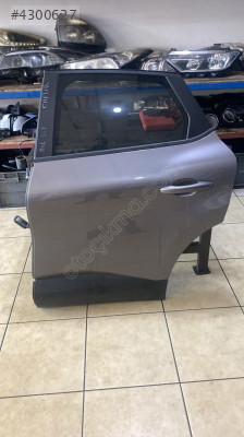 RENAULT CAPTUR SOL ARKA KAPI