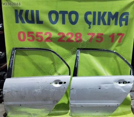 mitsubishi lancer sol arka kapı