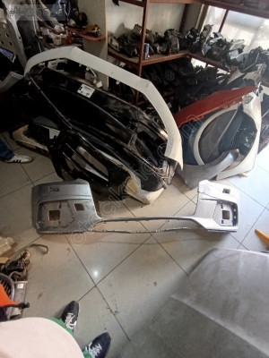 Audi q3 ön tampon makyajlı orjinal çıkma parça