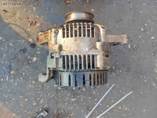 RENAULT MEGAN 1 SARJ DINAMOSU MERT OTO