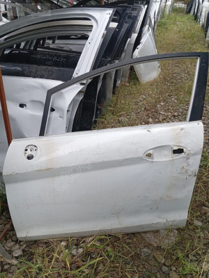 2012-18 FORD FİESTA SOL ÖN KAPI ORJİNAL ÇIKMA