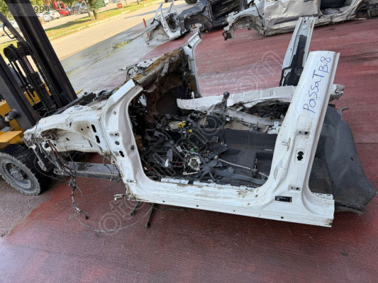 Volkswagen Passat B6 ÖN PODYE HURDA BELGELİPARÇA PARÇA SATILIKTIR
