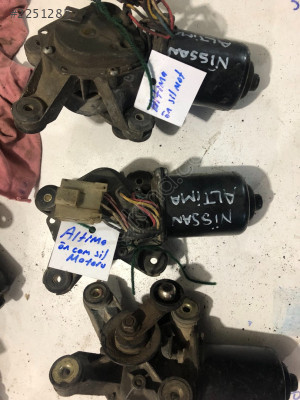 Nissan Altima Ön Cam Silecek Motoru
