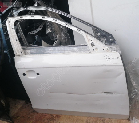 Audi A4 09-15 sağ önkapı  Orjinal Oto Çıkma