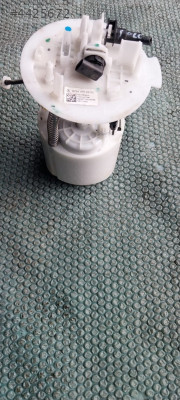 MERCEDES GLC 180 2024 ÇIKMA ORİJİNAL YAKIT ŞAMANDIRASI