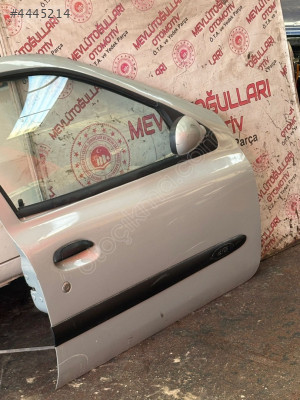 Clio 2 sağ ön kapı