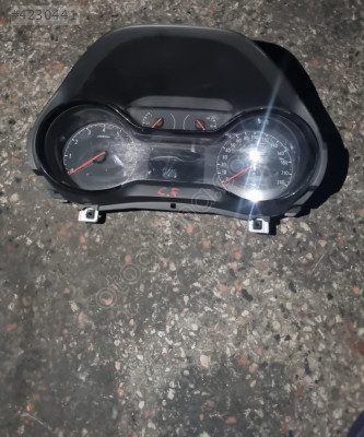 OPEL CORSA F KM SAATİ