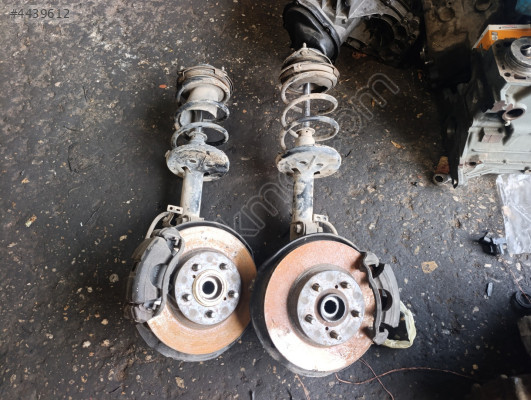 TOYOTA COROLLA SAĞ ÖN AMORTİSÖR