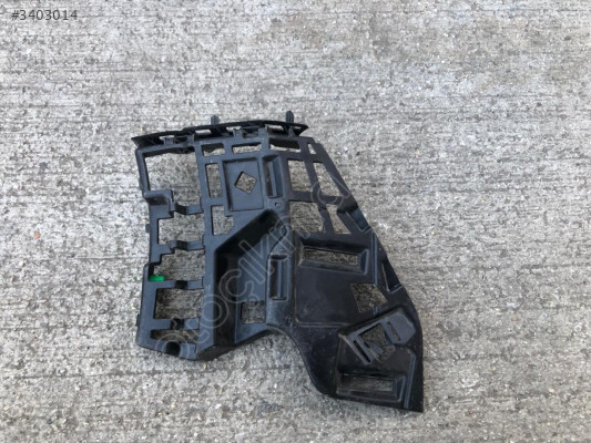 VOLVO XC90 SAĞ ÖN TAMPON BRAKETİ