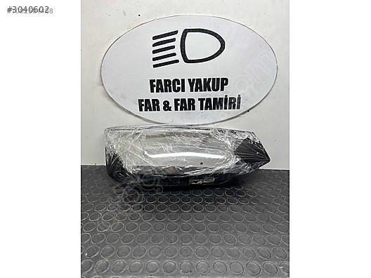 AUDİ Q2 SAĞ FAR CAM SIFIR