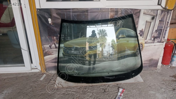 2001 Polo ön cam çıkma