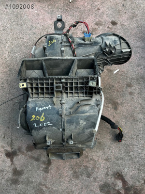2002 peugeut 206 kalorifer kutusu