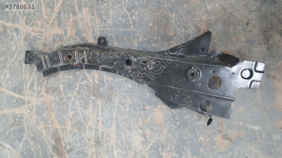 Renault Fluence Megane 3 Sol Çamurluk Takviye Sacı 641116631R