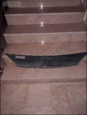 Renault Megane scenic 2 ön tampon üst panjur kaplama