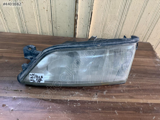 OPEL VECTRA B SOL FAR ORJİNAL ÇIKMA TEMİZ ÜRÜN 96-99 MODEL