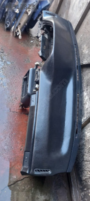 Mazda 323 sedan torpido