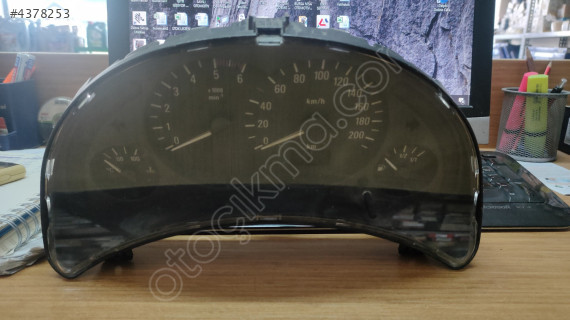 Renault - Dacia km saati 88311302