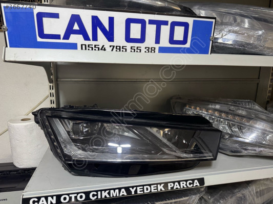 Skoda Octavia sağ far 2019+