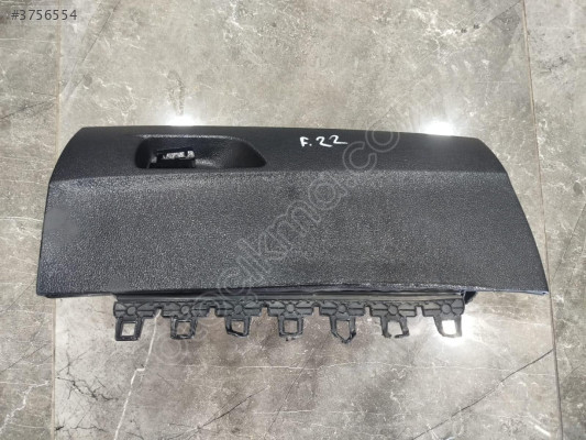 BMW F22 TORPİDO KAPAĞI ORJINAL HATASIZ ÇIKMA