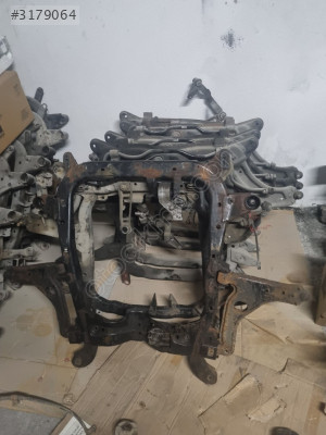 OPEL CORSA C ÇIKMA ORJİNAL ALT TRAVERS