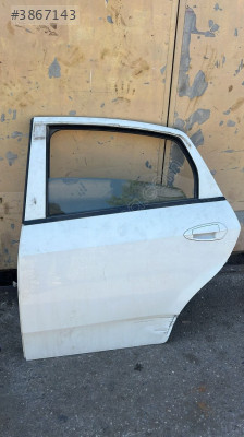 Fiat Linea sol arka kapı