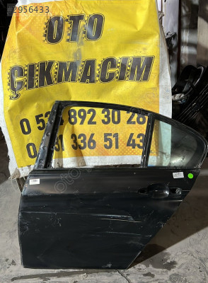 BMW 3 SERİSİ F30 SOL ARKA KAPI