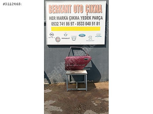 Renault Laguna1 sol arka kapı 8.000 TL