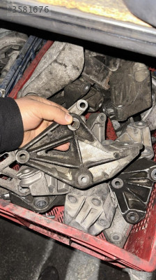 VECTRA A B C MOTOR SANZUMAN KULAĞI BRAKETİ TAKOZU F23 F18