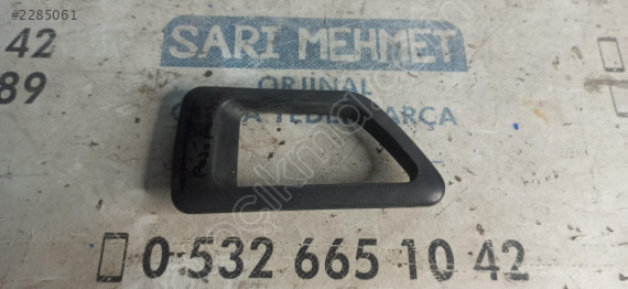 ÇIKMA PEUGEOT PARTNER SAĞ ÖN İÇ KAPI KOLU ÇERÇEVESİ
