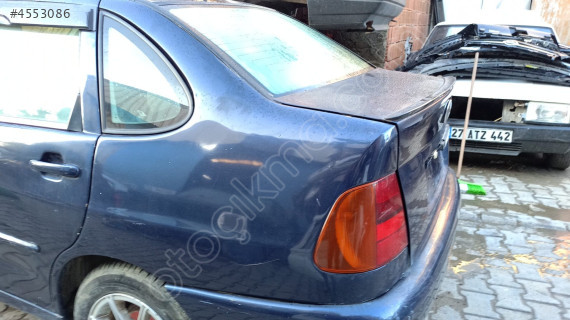 volkswagen polo sol arka çamurluk çeyrek
