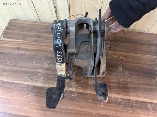 VOLKSWAGEN VOLT DEBRİYAJ PEDALI , VOLKSWAGEN LT35 DEBRİYAJ PEDALI