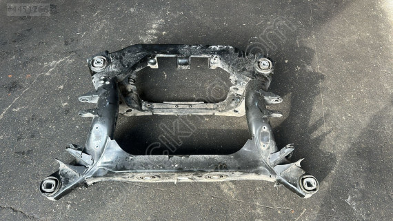 2022 BMW İX3 ELEKTİRİKLİ ARKA TRAVERS