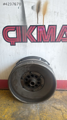 AUDİ A4 A5 A6 MULTİTRONİC 8 VOLANT 0AU105317G