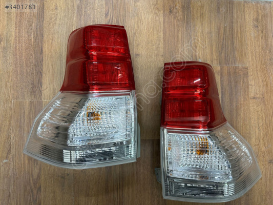Toyota Land Crusier FJ150 Sağ Sol Stop Lambası 2009-2013 ORJINAL