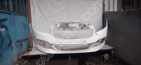 2012-2017 Fiat Linea Çıkma Ön Tampon Parçası