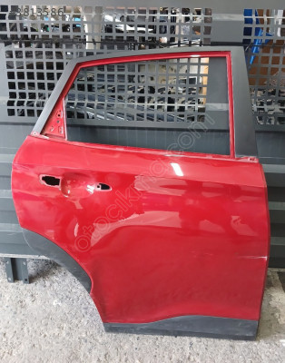 Hyundai Kona sag arka kapi