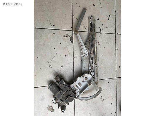 OPEL CORSA C TEK KAPI SOL CAM KRİKOSU
