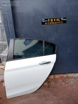 fiat egea sol arka kapı çıkma orjinal hatasız